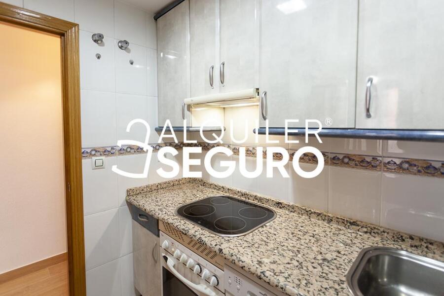 Piso en Calle de Villaamil, MADRID MADRID