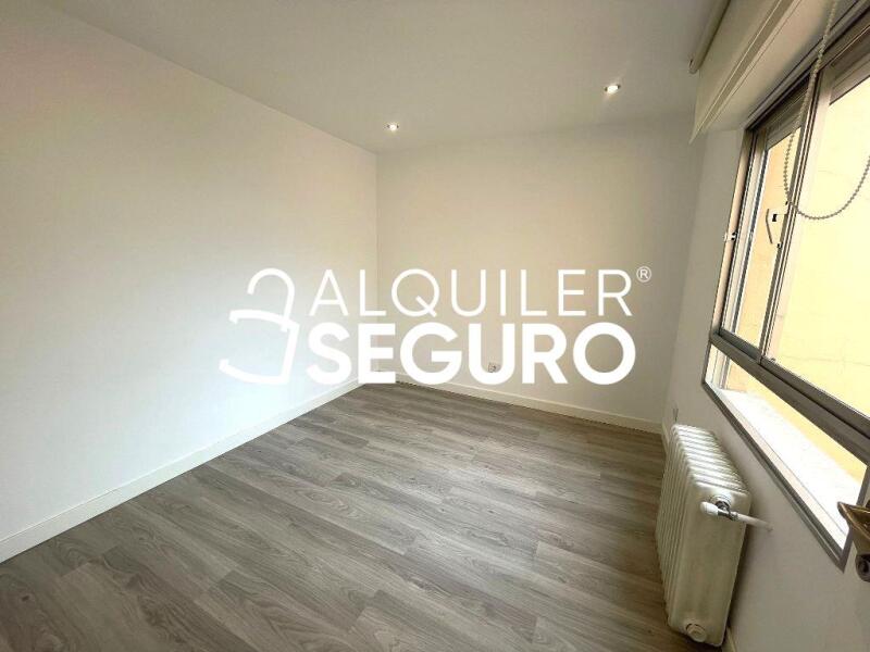 Piso en Calle de Agustin Duran  , MADRID MADRID