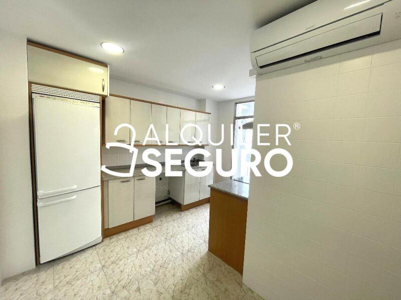 Piso en Calle de Agustin Duran  , MADRID MADRID