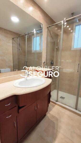 Inmueble en Avenida de la Constitución, VALENCIA