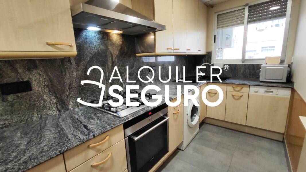 Inmueble en Avenida de la Constitución, VALENCIA