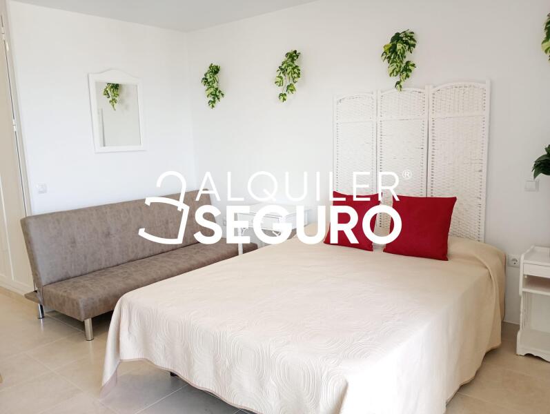 Inmueble en Avenida Gamonal, MÁLAGA