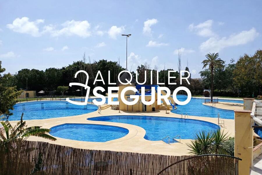 Inmueble en Avenida Gamonal, MÁLAGA