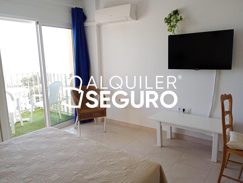 Inmueble en Avenida Gamonal, MÁLAGA