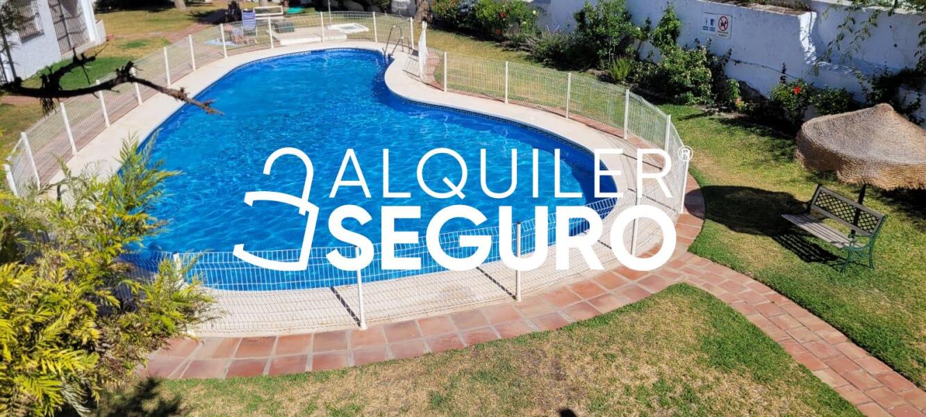 Piso en Avenida Carlota Alessandri, TORREMOLINOS MÁLAGA