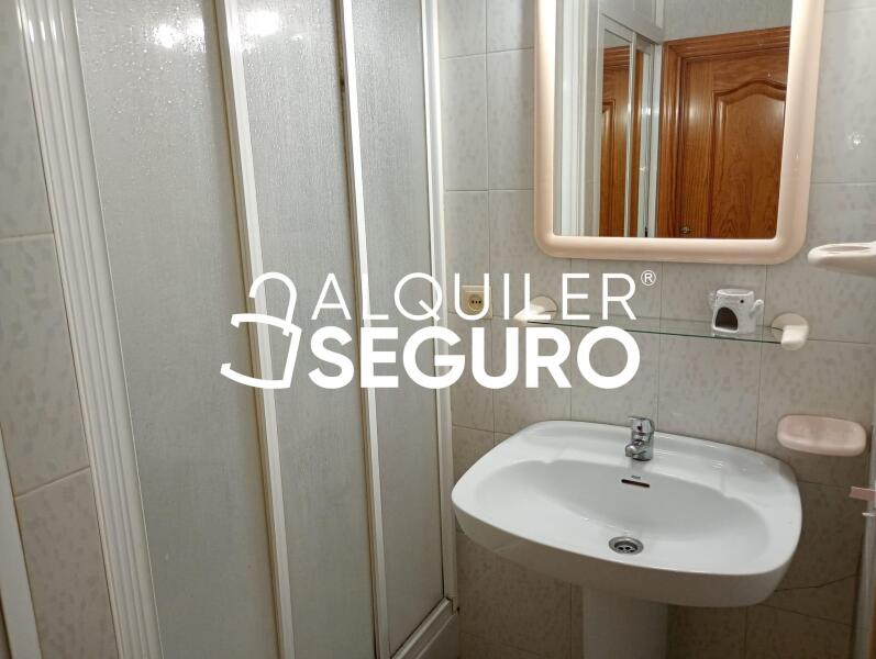 Piso en Avenida Carlota Alessandri, TORREMOLINOS MÁLAGA