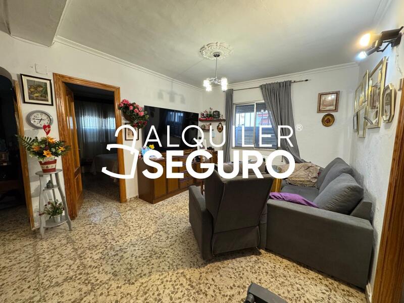 Piso en Calle Marbella, CARTAMA MÁLAGA