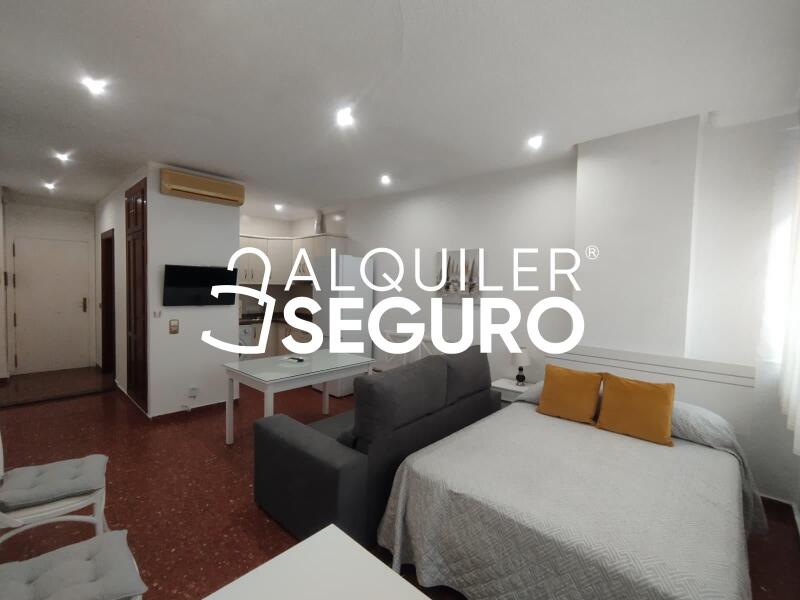 Piso en Avenida Matias Saez de Tejada , FUENGIROLA MÁLAGA