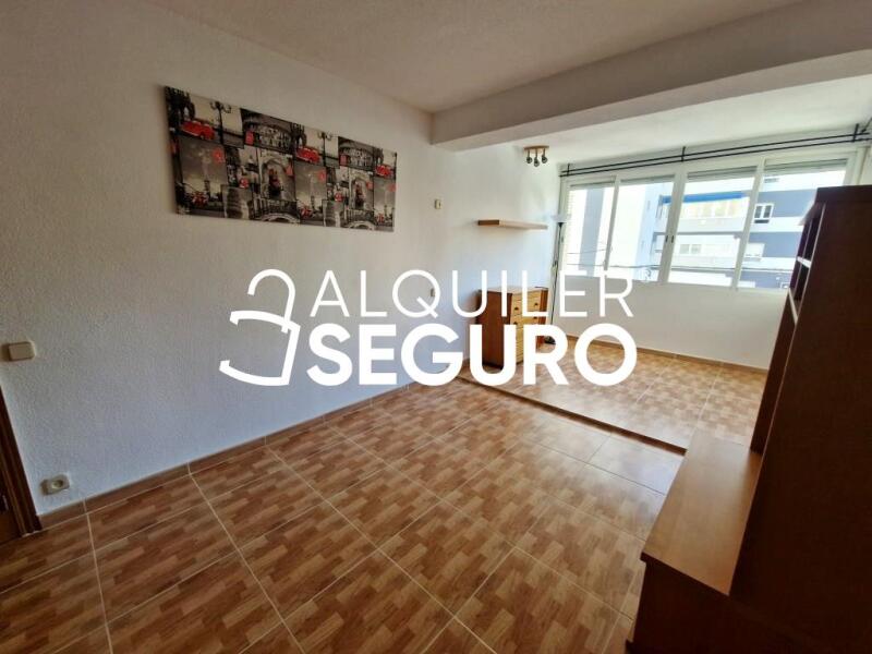 Inmueble en Calle Simón Hernandez, MADRID