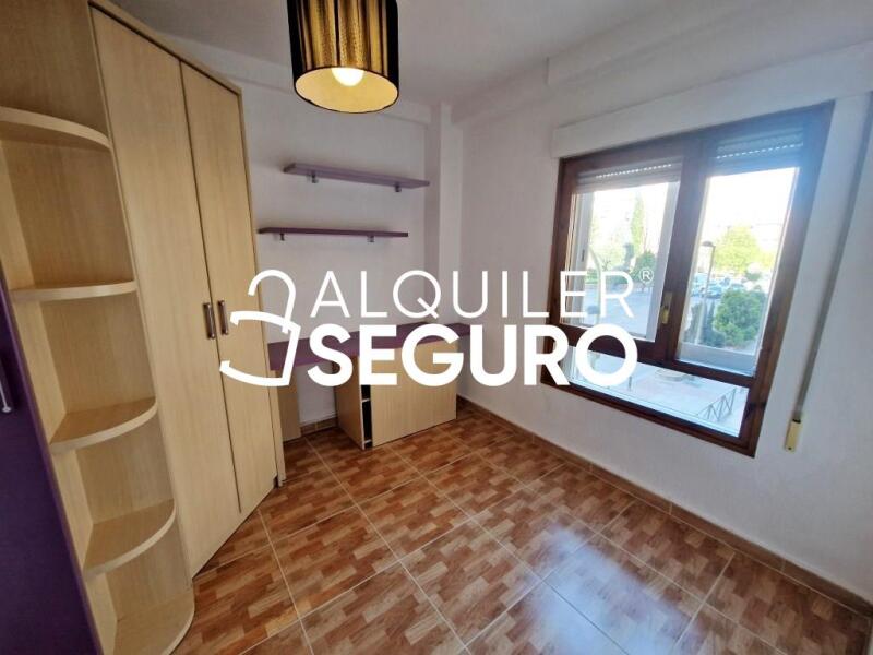 Inmueble en Calle Simón Hernandez, MADRID