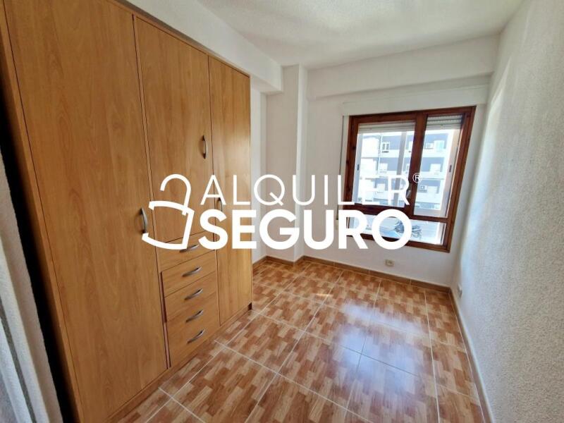 Inmueble en Calle Simón Hernandez, MADRID