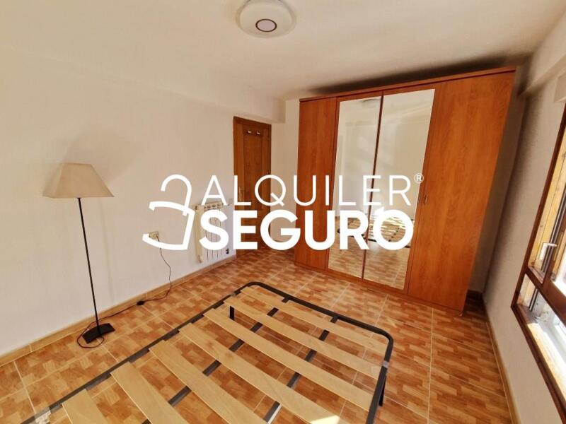 Inmueble en Calle Simón Hernandez, MADRID