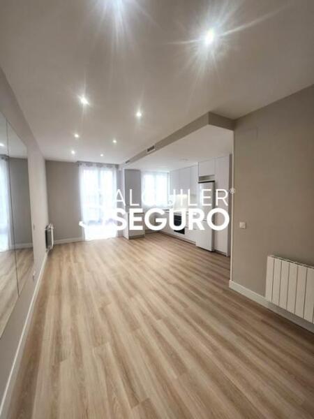 Inmueble en Calle Hormigo, MADRID