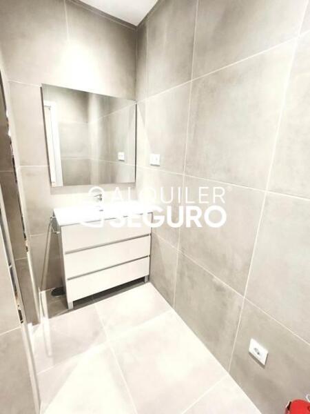 Inmueble en Calle Hormigo, MADRID