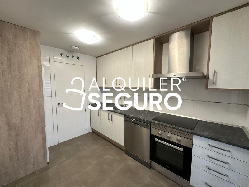 Piso en Avenida Blas de Lezo, MADRID MADRID