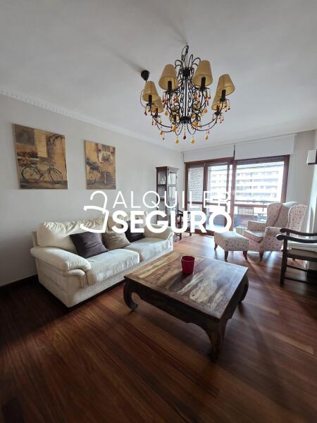 Piso en Calle Tomás Zubiria Ibarra, BILBAO VIZCAYA-BIZKAIA