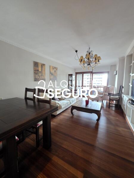 Piso en Calle Tomás Zubiria Ibarra, BILBAO VIZCAYA-BIZKAIA