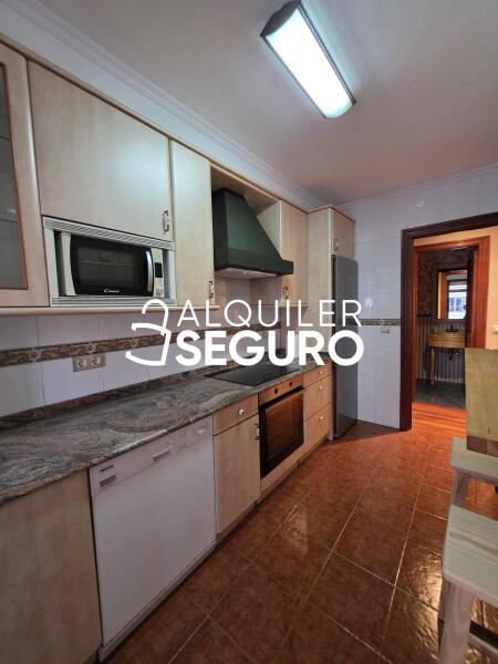 Piso en Calle Tomás Zubiria Ibarra, BILBAO VIZCAYA-BIZKAIA