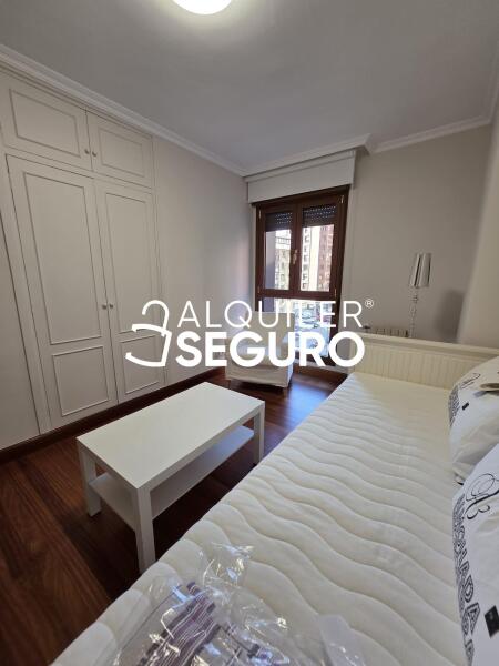 Piso en Calle Tomás Zubiria Ibarra, BILBAO VIZCAYA-BIZKAIA