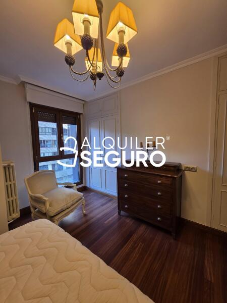 Piso en Calle Tomás Zubiria Ibarra, BILBAO VIZCAYA-BIZKAIA