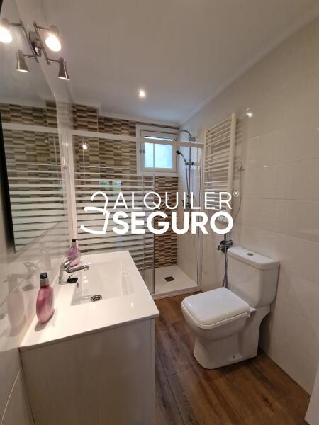 Piso en Calle Mina Julia, BILBAO VIZCAYA-BIZKAIA