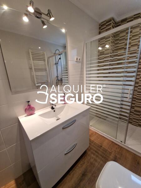 Piso en Calle Mina Julia, BILBAO VIZCAYA-BIZKAIA