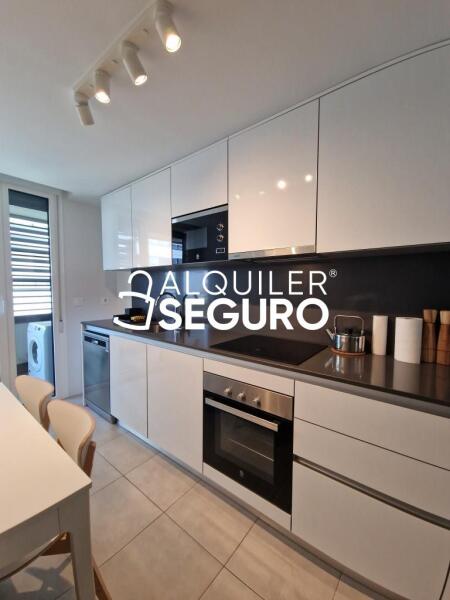 Piso en Calle Santa Ana, BILBAO VIZCAYA-BIZKAIA