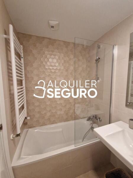 Piso en Calle Santa Ana, BILBAO VIZCAYA-BIZKAIA