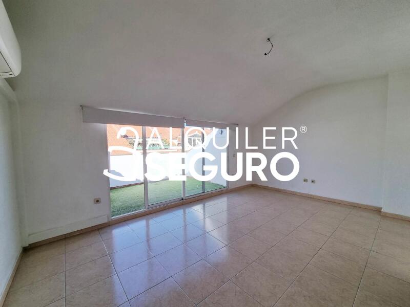 Piso en Calle La Tejera, VALDEMORILLO MADRID