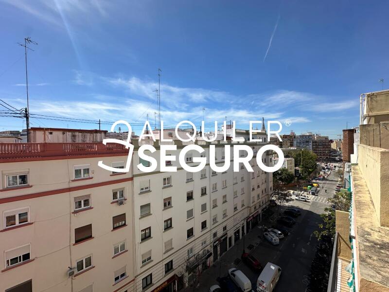 Piso en Calle San José de la Montaña, VALENCIA VALENCIA