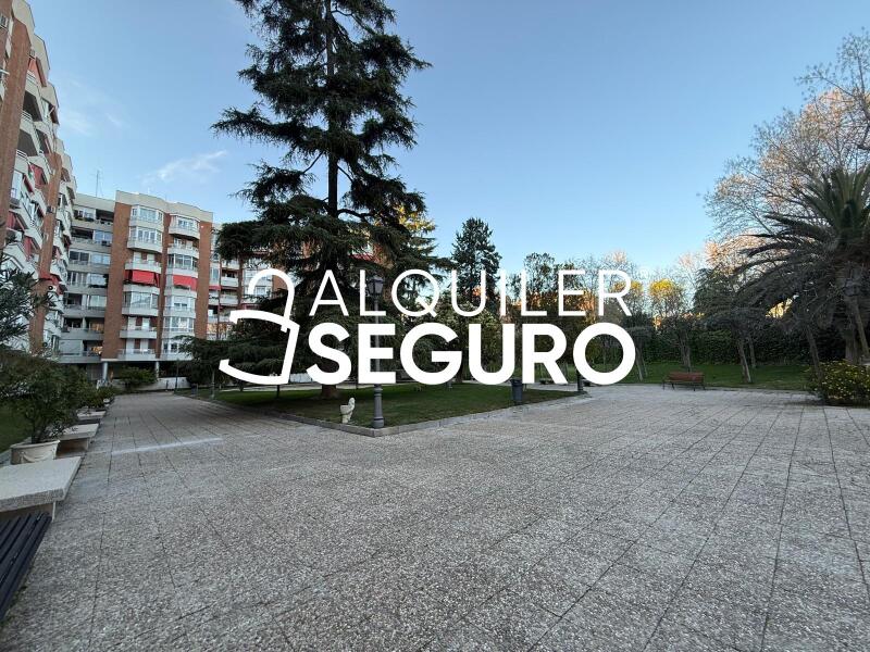 Inmueble en Calle Embajadores, MADRID