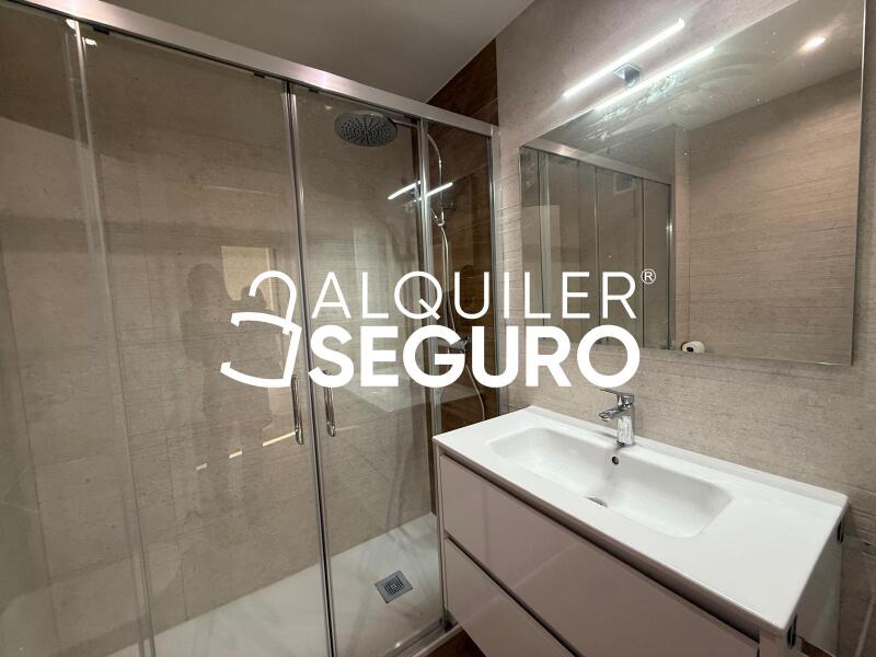 Inmueble en Calle Embajadores, MADRID