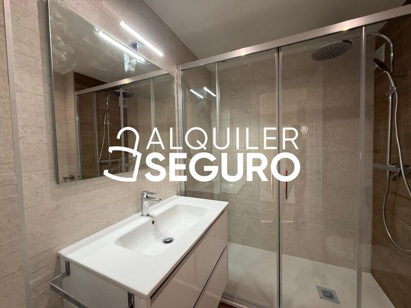 Inmueble en Calle Embajadores, MADRID