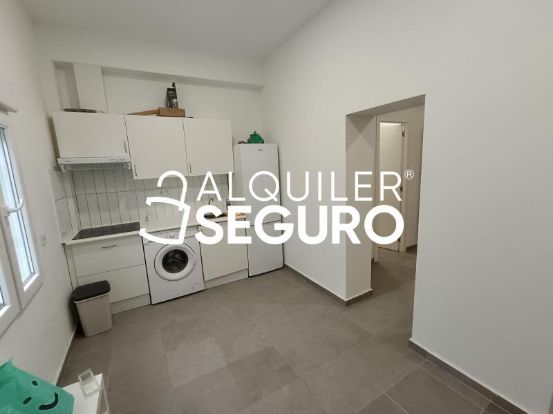 Inmueble en Calle Puerto de Canfranc, MADRID