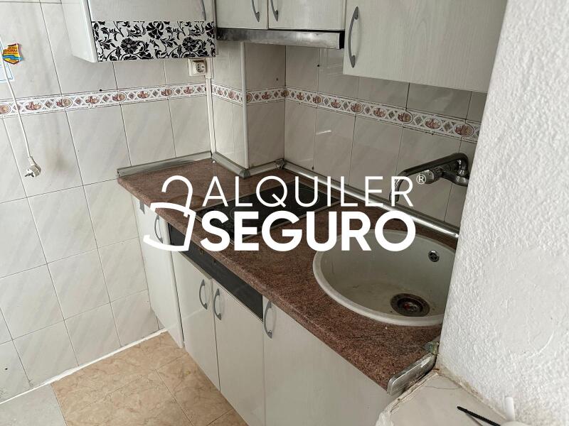 Inmueble en Calle Manuel Maroto , MADRID