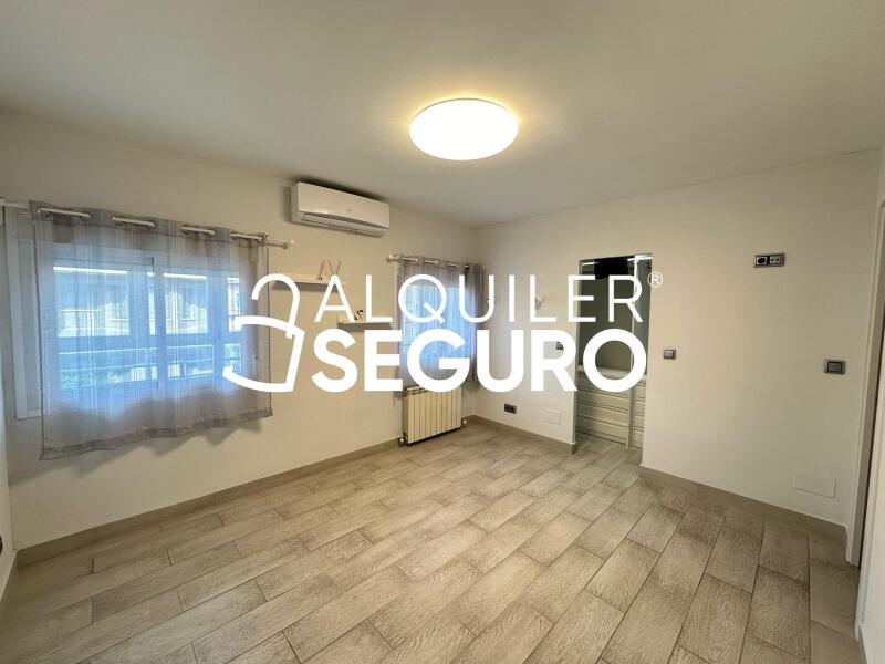 Inmueble en Calle Alzina, MADRID