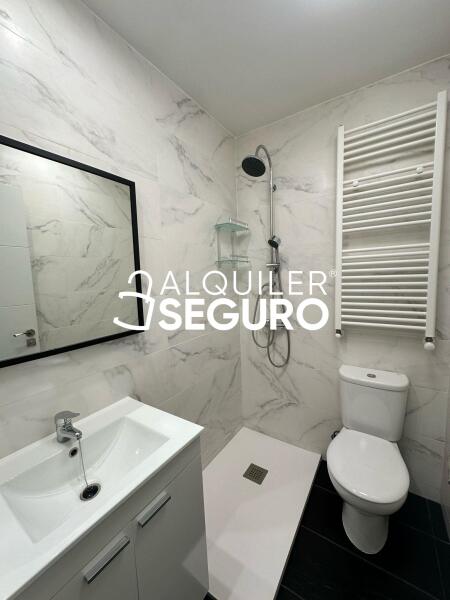 Inmueble en Calle Alzina, MADRID