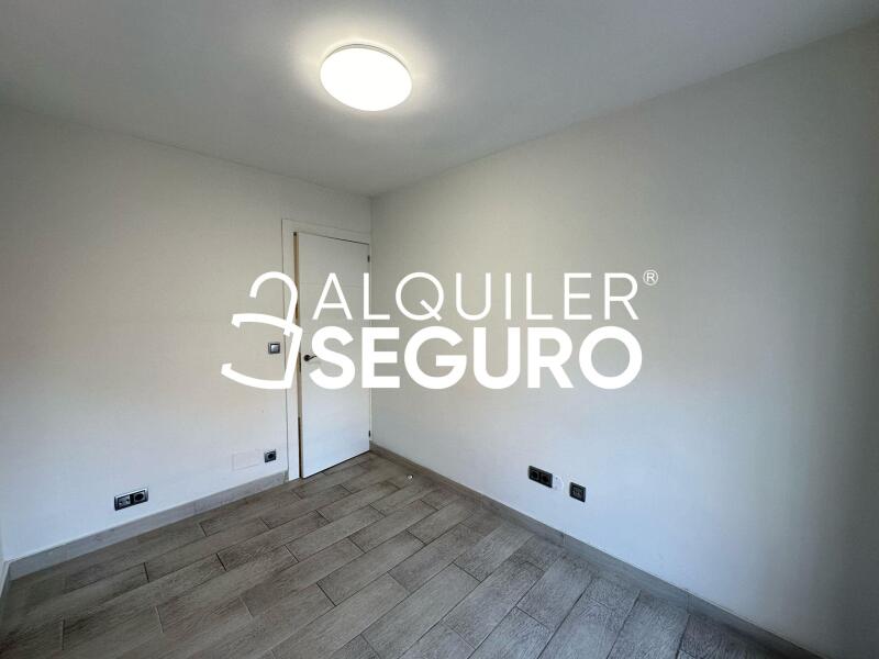 Inmueble en Calle Alzina, MADRID