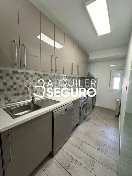 Inmueble en Calle Alzina, MADRID