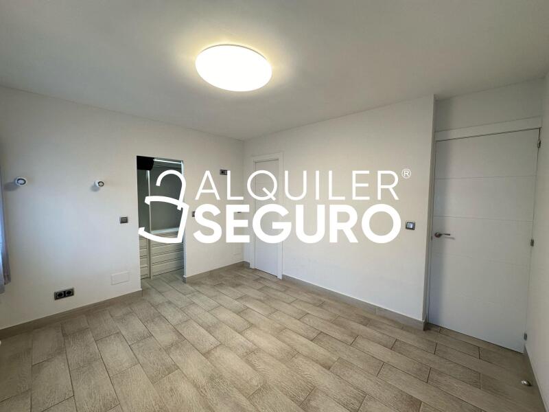 Inmueble en Calle Alzina, MADRID