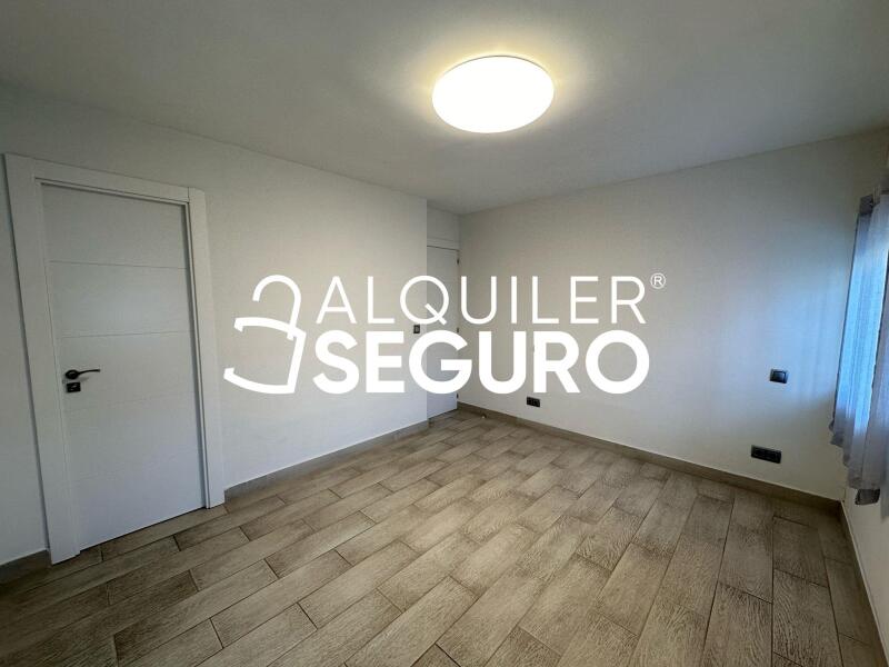 Inmueble en Calle Alzina, MADRID