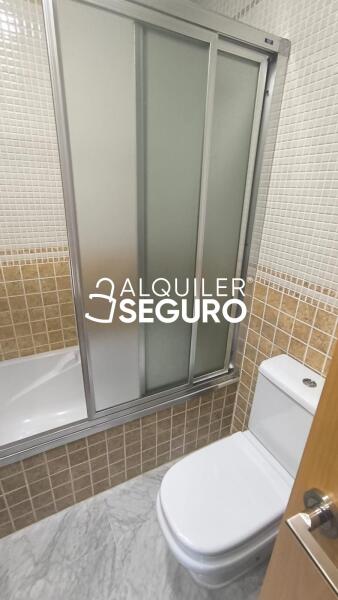 Inmueble en Calle Lituania, SEVILLA