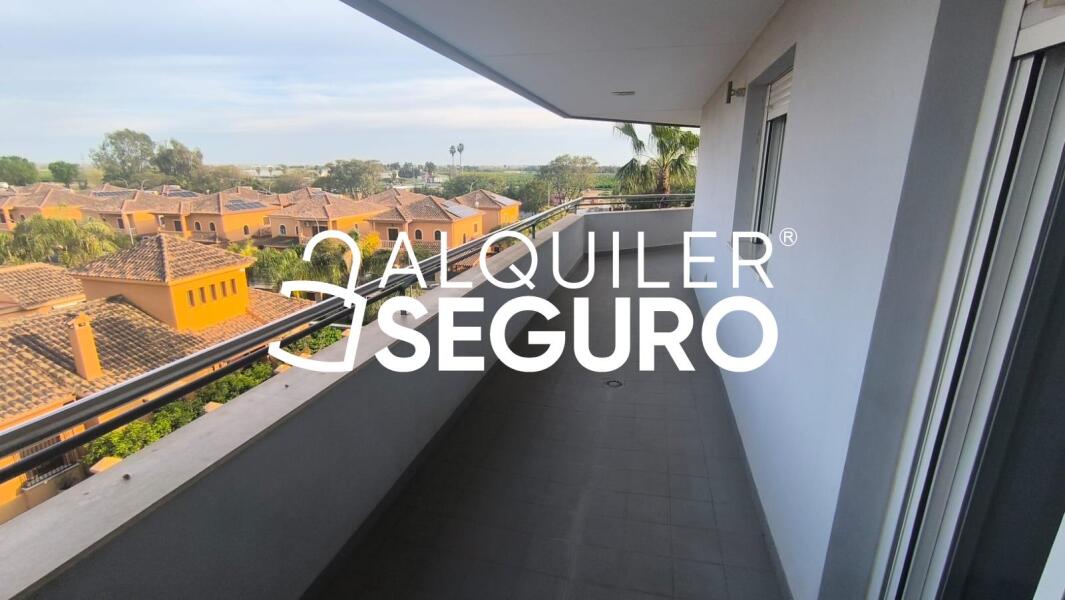 Inmueble en Calle Lituania, SEVILLA