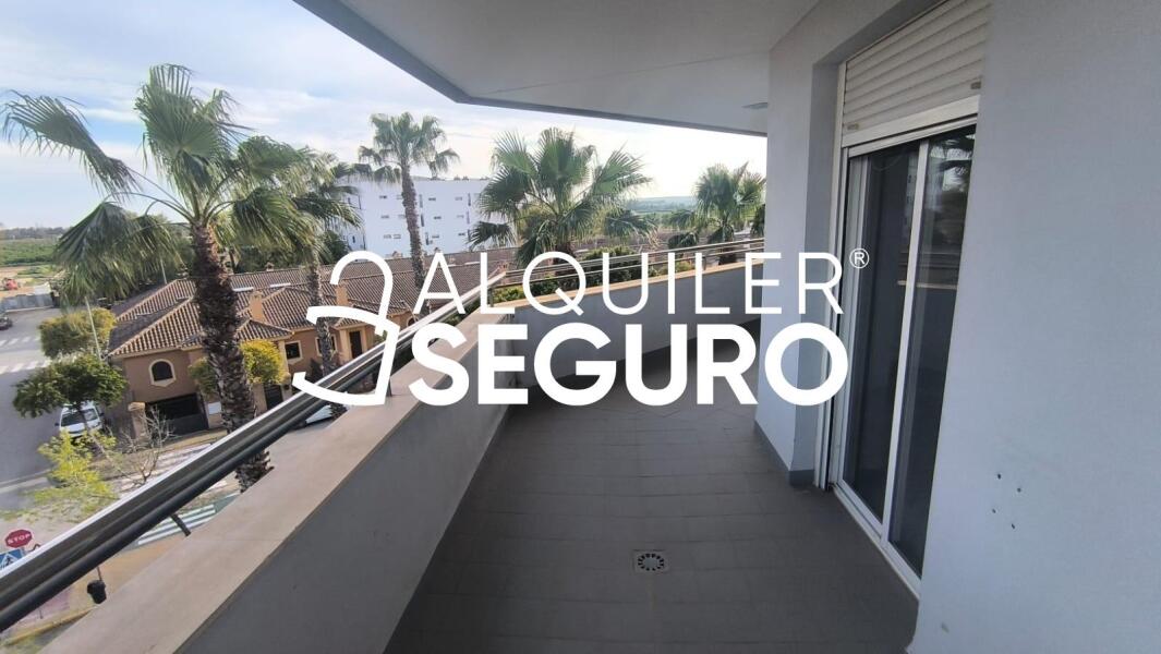 Inmueble en Calle Lituania, SEVILLA