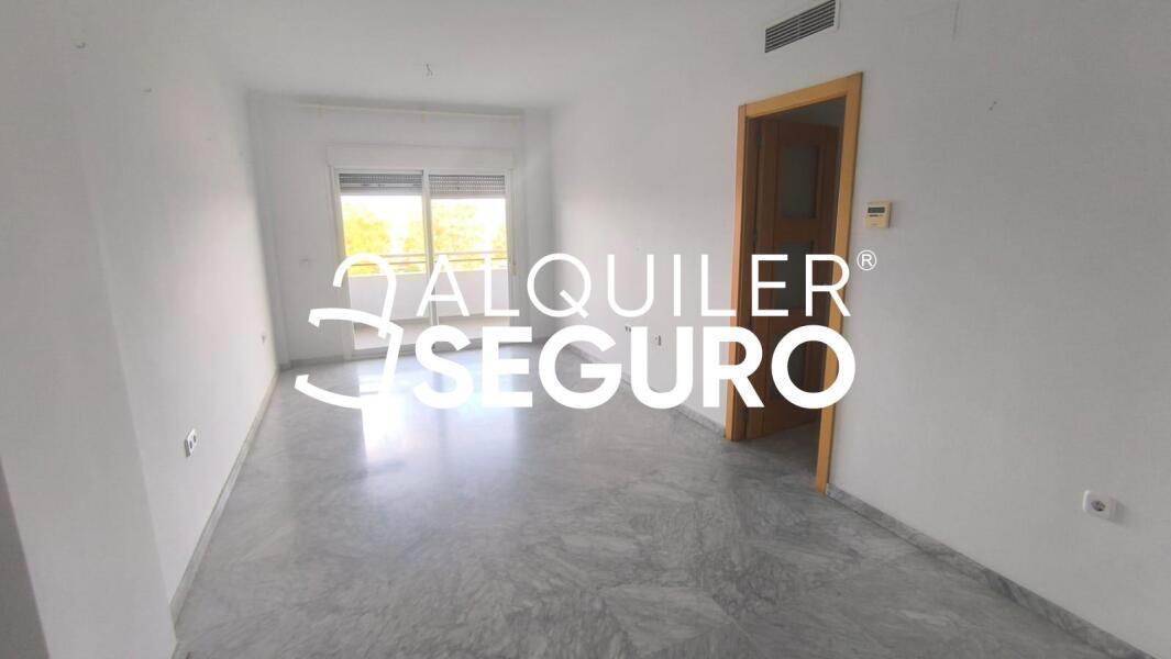 Inmueble en Calle Lituania, SEVILLA