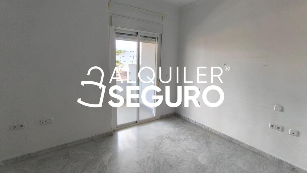 Inmueble en Calle Lituania, SEVILLA