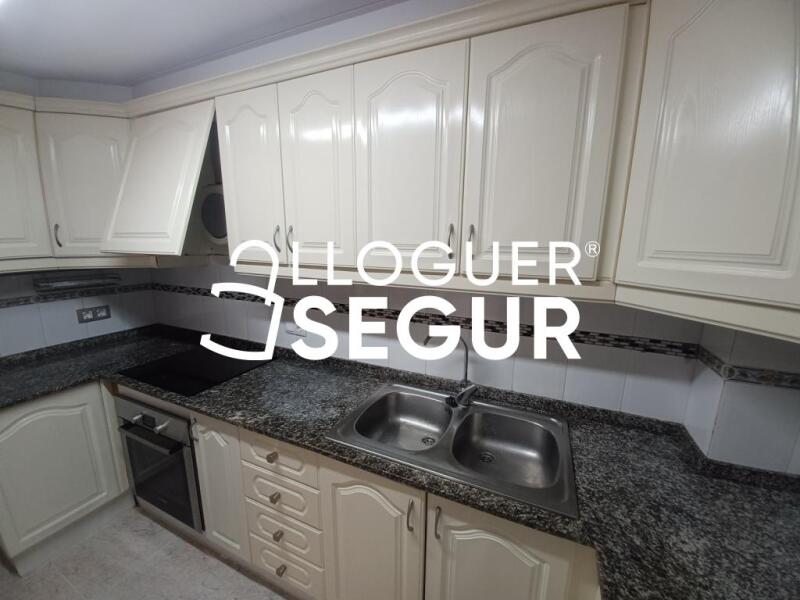 Inmueble en Calle Ramón Cama, BARCELONA