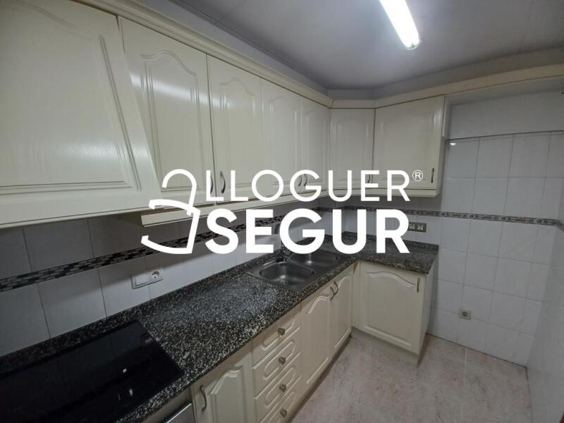 Inmueble en Calle Ramón Cama, BARCELONA