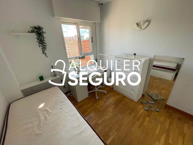 Piso en Calle del Valle de Bergantiños, MADRID MADRID