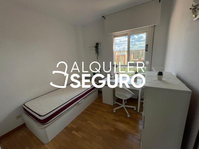 Piso en Calle del Valle de Bergantiños, MADRID MADRID